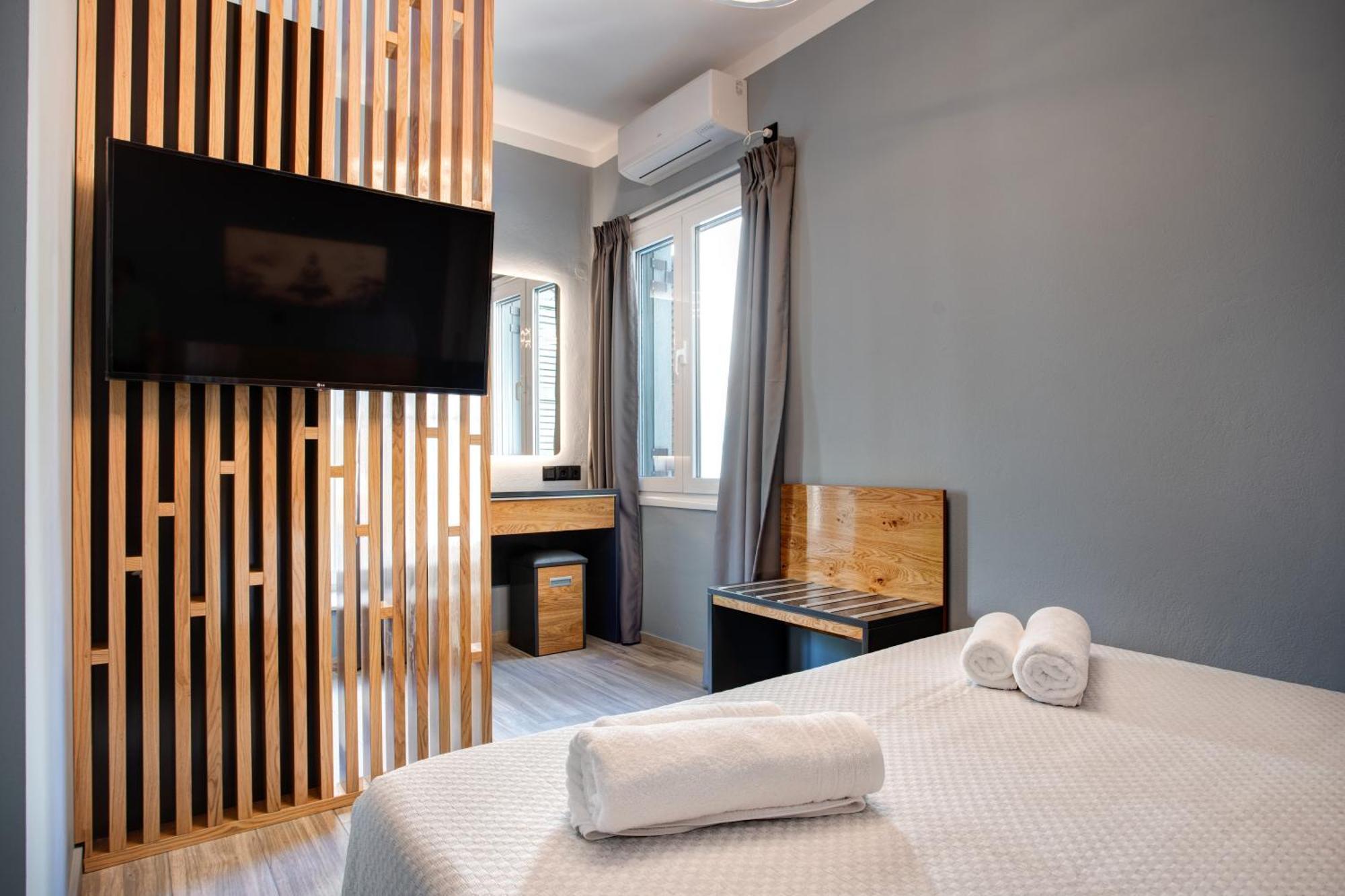 Agora Apartments Mytilene Bagian luar foto