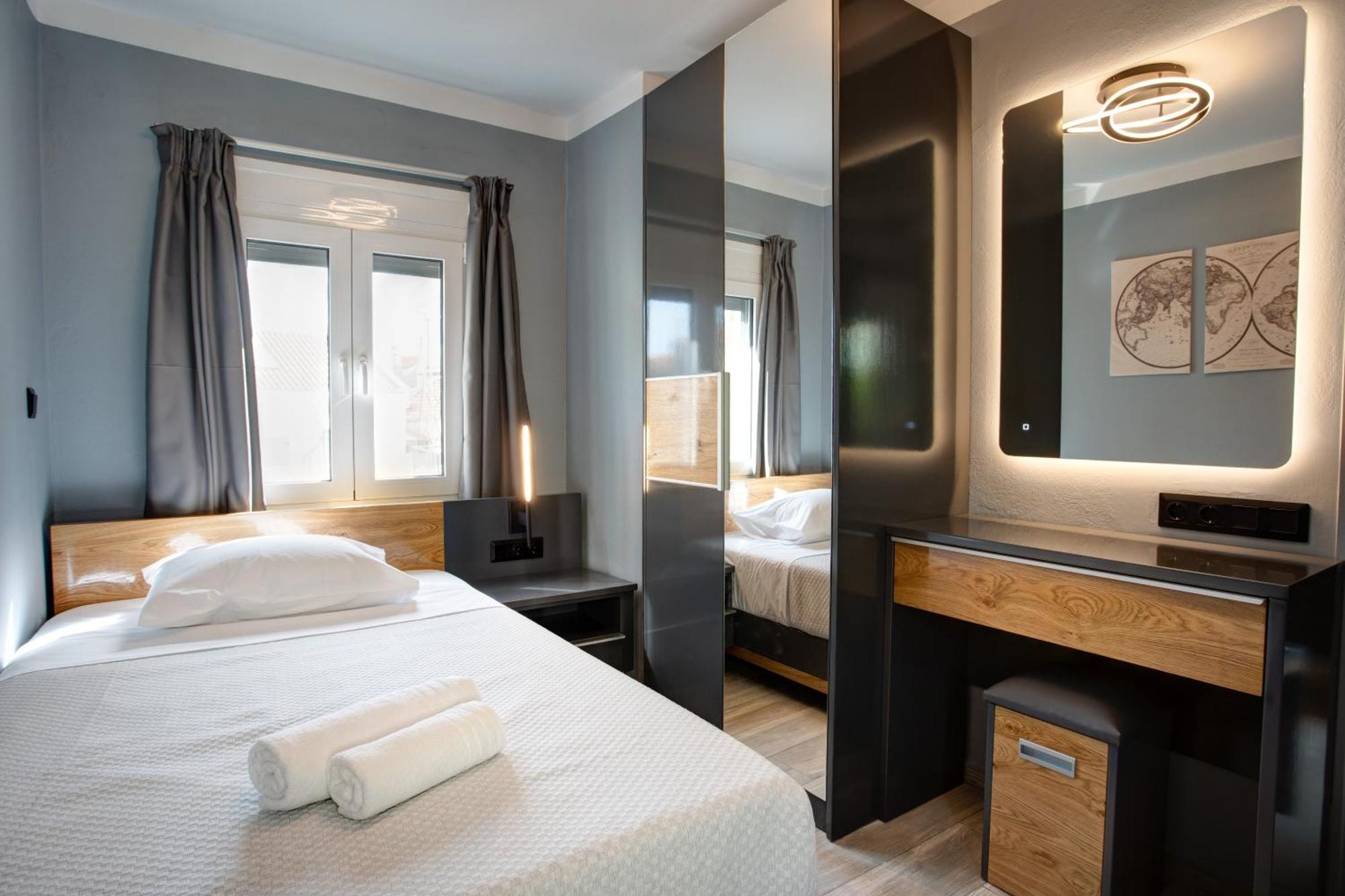 Agora Apartments Mytilene Bagian luar foto