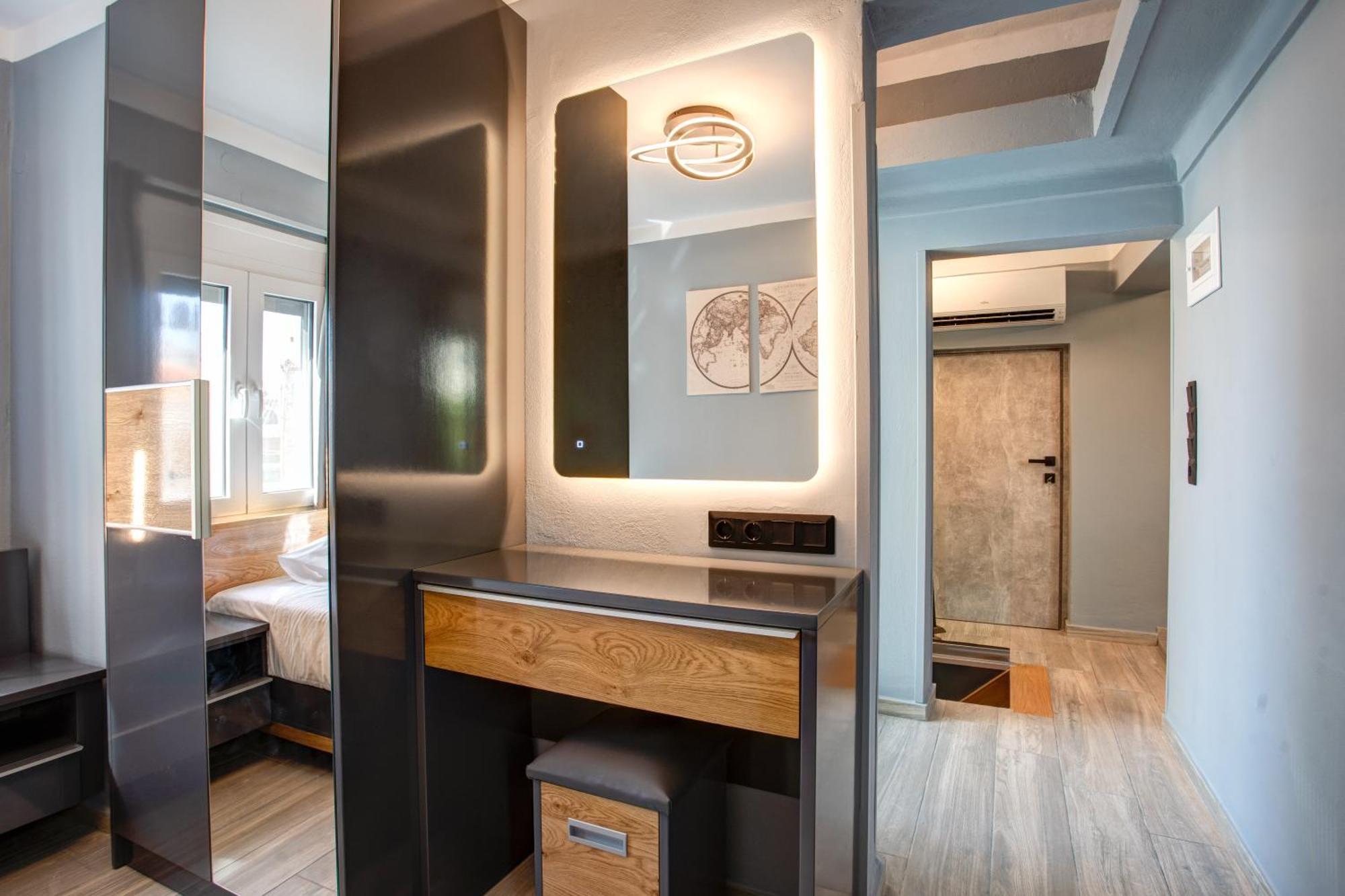 Agora Apartments Mytilene Bagian luar foto