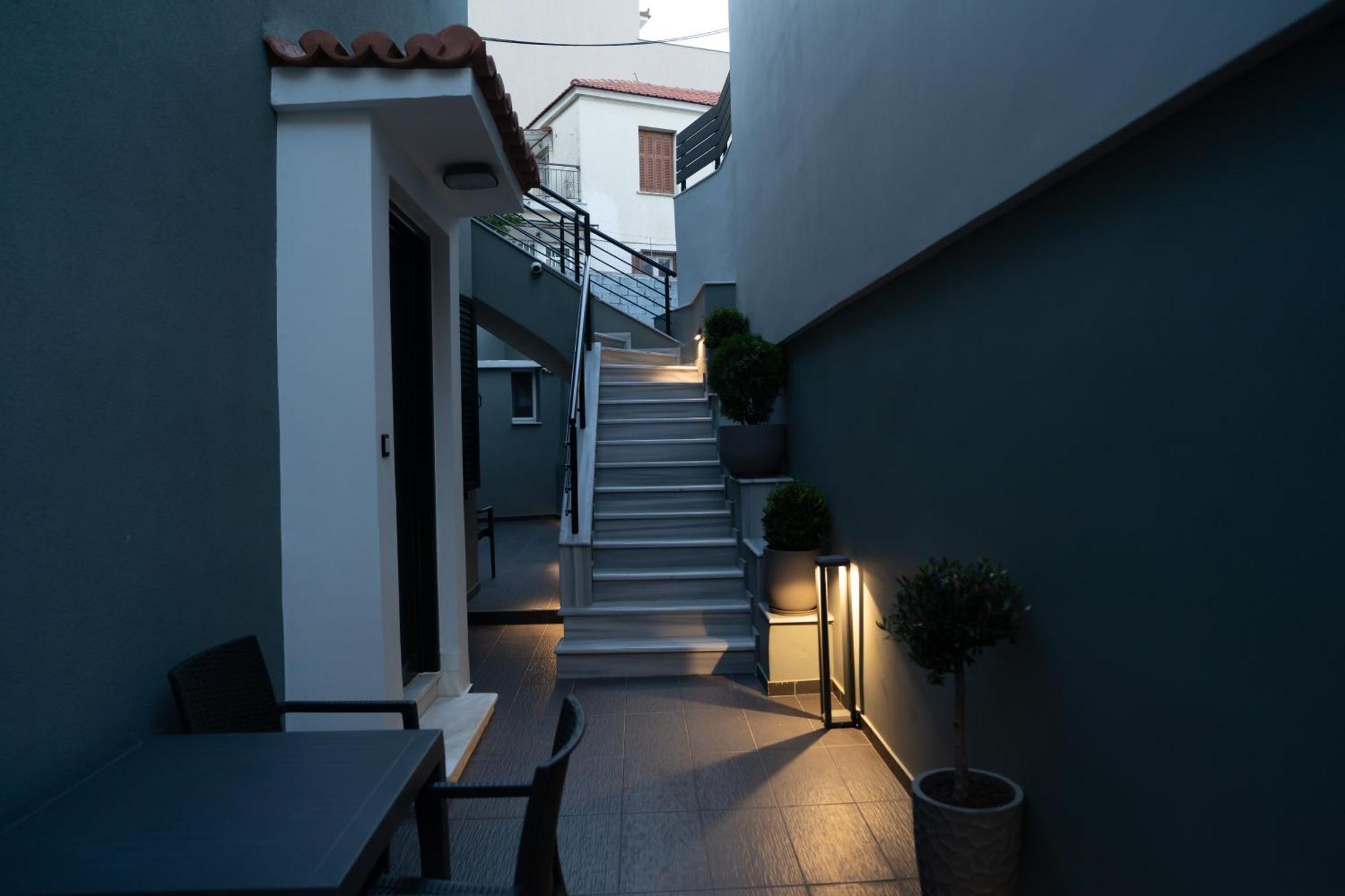 Agora Apartments Mytilene Bagian luar foto
